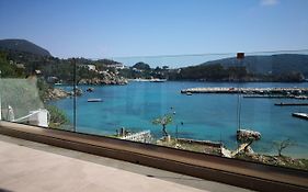 Molos Beach Apartments